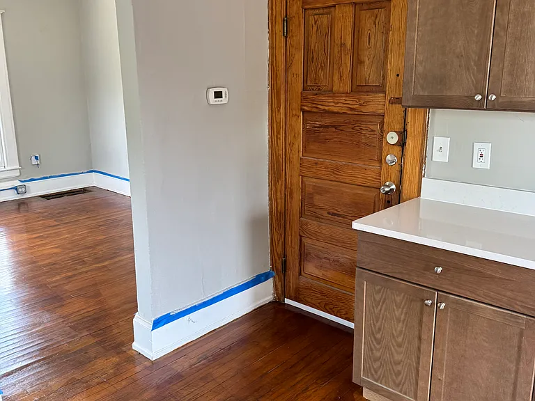 112 Eastern Ave SE #2 — Photo 6
