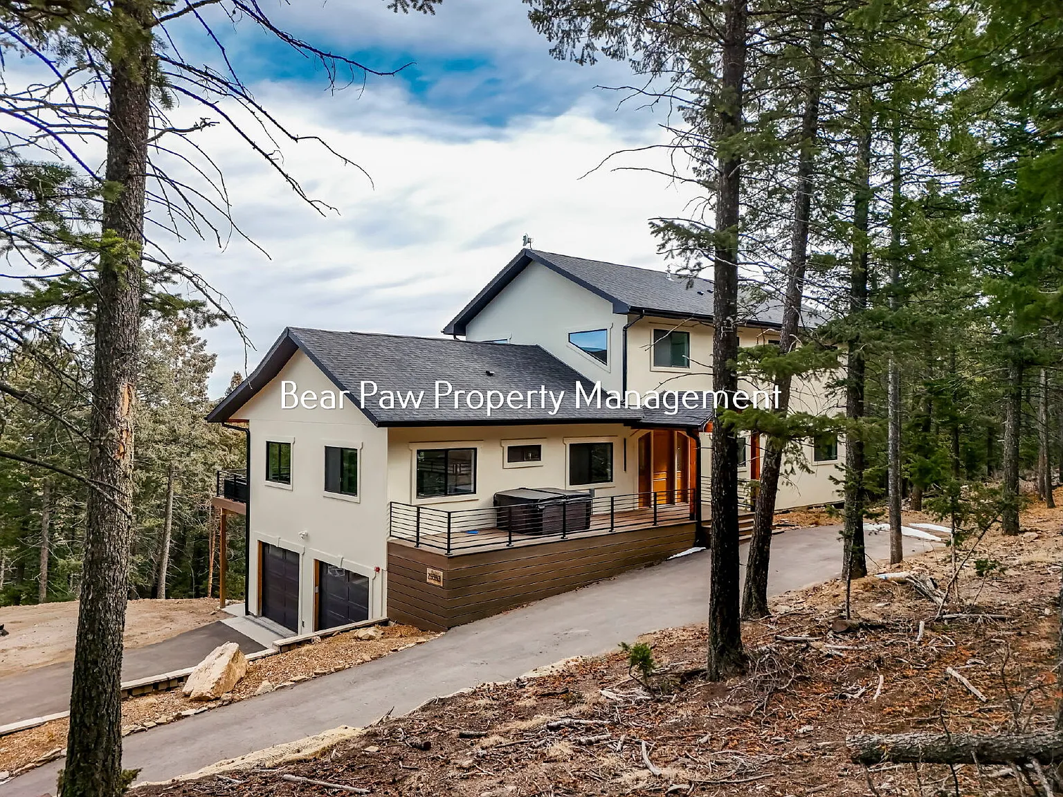5 bed, 4.5 bath, 4200 sqft, $6,000 — Photo 2