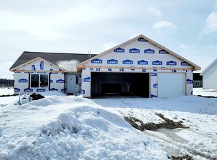 1112 10th Ave SE, Waseca, MN 56093