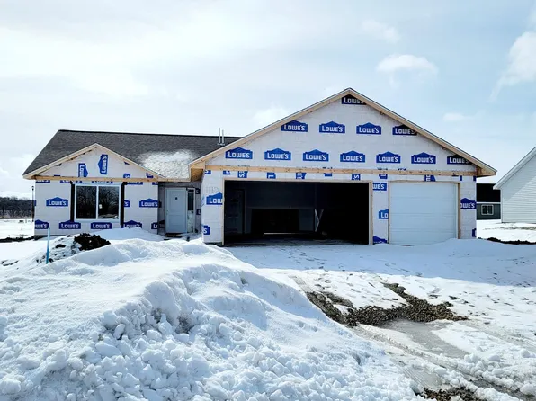 1112 10th Ave SE, Waseca, MN 56093