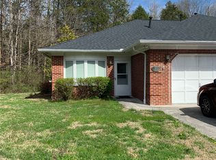 15 Bellhaven Ln, Oak Ridge, TN 37830