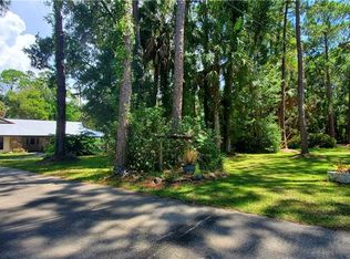 4703 Riverside Dr, Yankeetown, FL 34498
