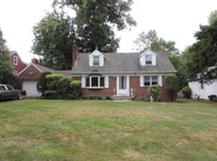 243 Cedar Ave, Hackensack, NJ 07601