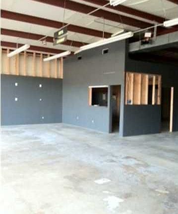 3rd image of 3343 Rainbow Dr