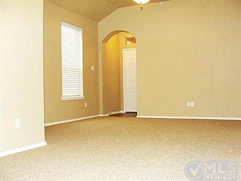 4th image of 1432 Ravenwood Dr