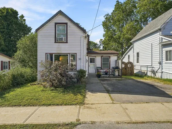 28 Spring St, Prince Edward County, ON K0K 2T0