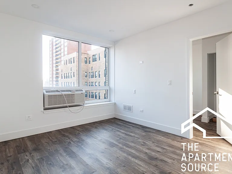 941 W Carmen Ave #609 — Photo 3