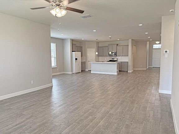 4th image of 1413 El Cerrito Ln