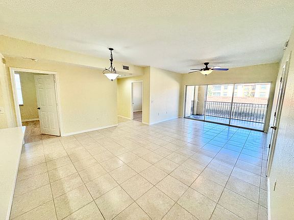 2nd image of 7945 Preserve Cir APT 521