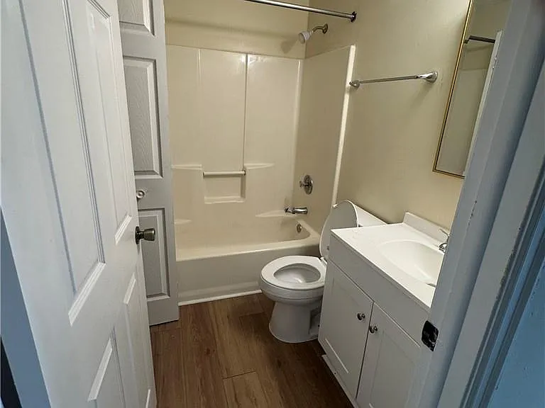 46 Lucinda Ct — Photo 13