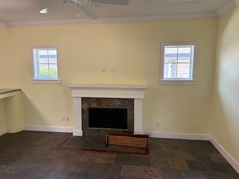 936 S Maple Ave — Photo 4