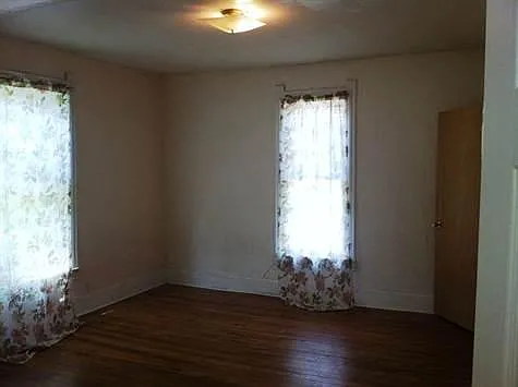 920 W Kirkwood Ave — Photo 9