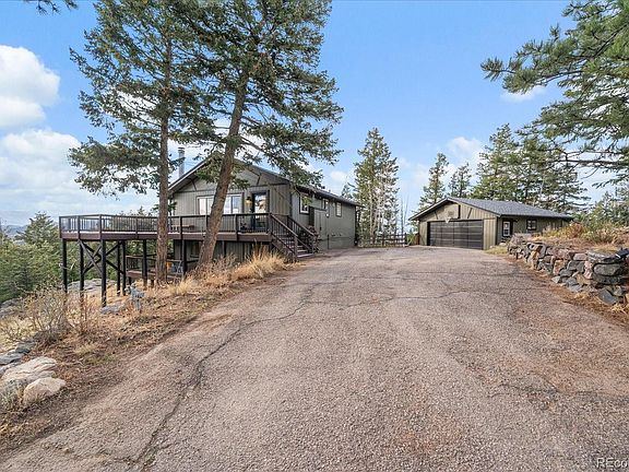 3rd image of 26792 Hilltop Road