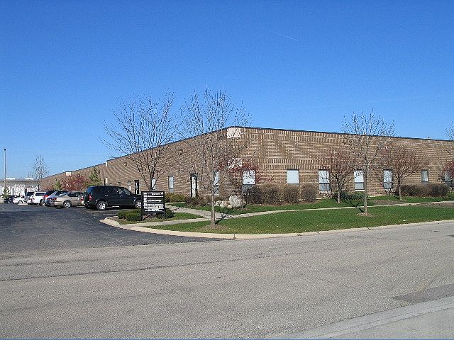 1st image of 654 Albion Ave