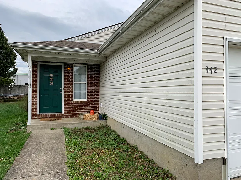 342 Colby Ridge Blvd — Photo 1