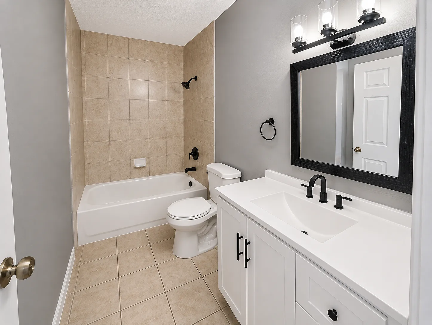 1007 Winton Ave — Photo 3