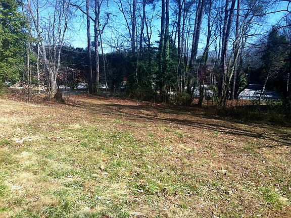 5th image of 2641 Gravel Hill Rd