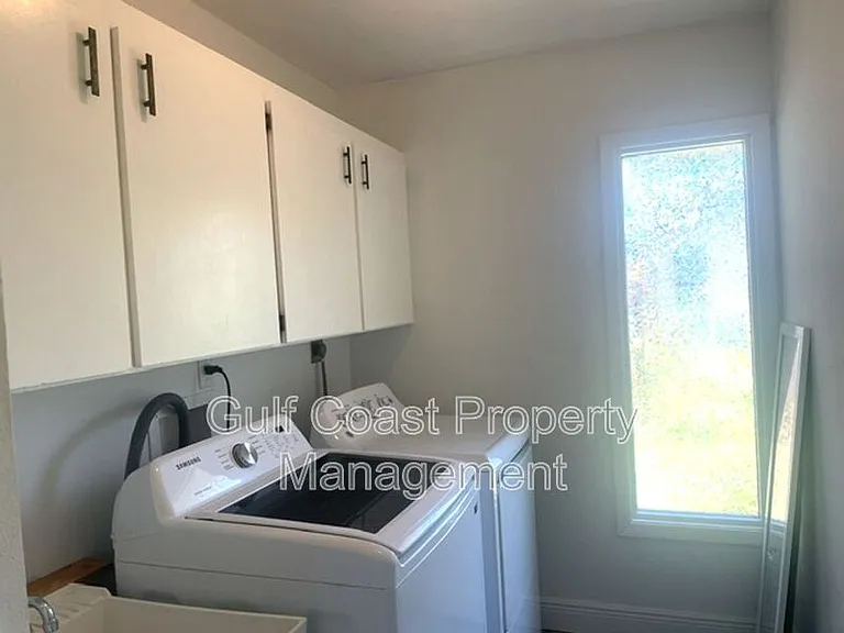 5677 Beneva Woods Cir — Photo 38