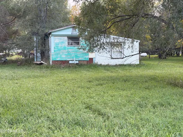 116 N 1st St, Ashton, SD 57424