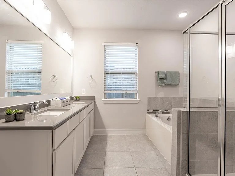 16611 Highland Country Dr — Photo 20
