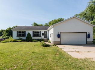 6904 84th St SE, Caledonia, MI 49316