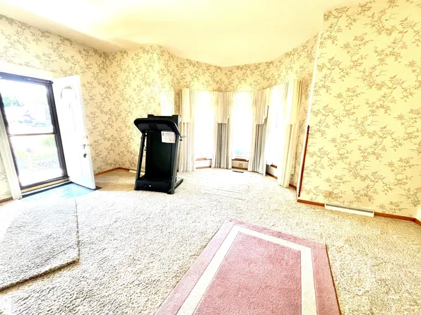 101 E Pike St, Christiansburg, OH 45389