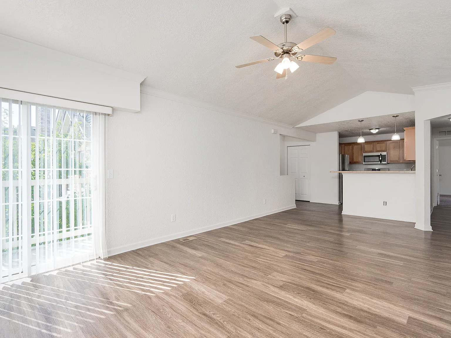Aberdeen of Brighton Apartments — Photo 3