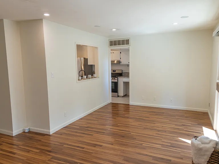 3803 Yellowstone Ct — Photo 13