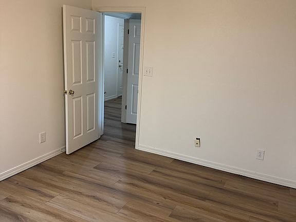 5th image of 612 Cattle Dr #A