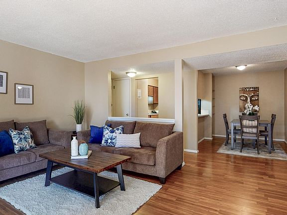 3rd image of 3841 Montgomery Blvd NE #827
