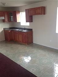 3rd image of 10927 Compton Ave