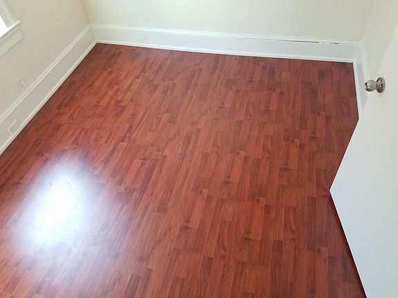 5th image of 1028 Newhall St