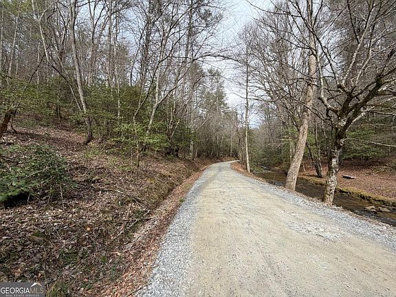 3rd image of Maple Rest Ln #6-7