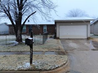 2213 Memphis Dr, Norman, OK 73071