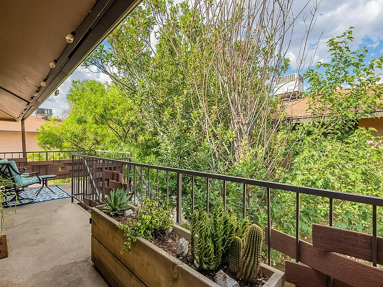1127 N Granite Reef Rd — Photo 23