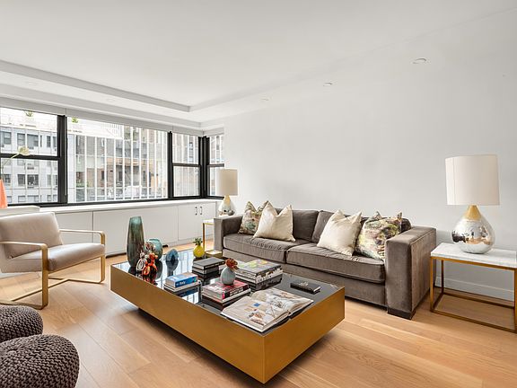2nd image of 115 E 9th St APT 7B