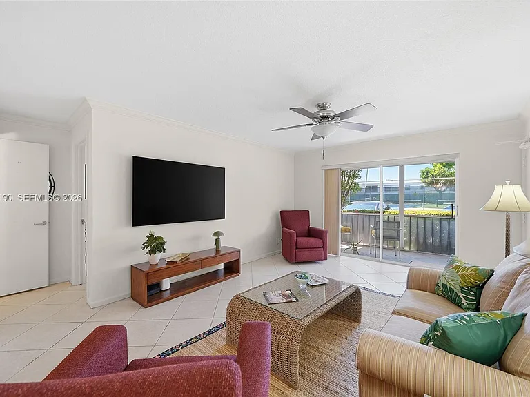 6273 Bay Club Dr #2 — Photo 4