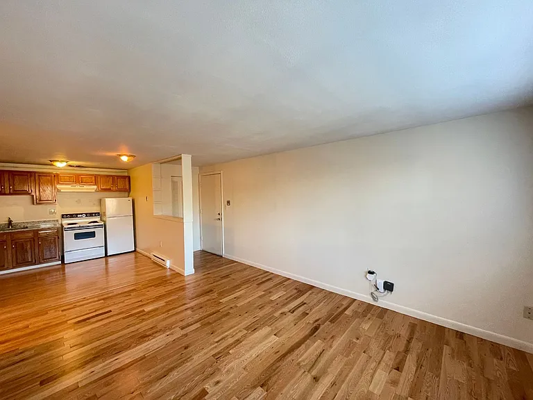 183 Loudon Rd #7 — Photo 7