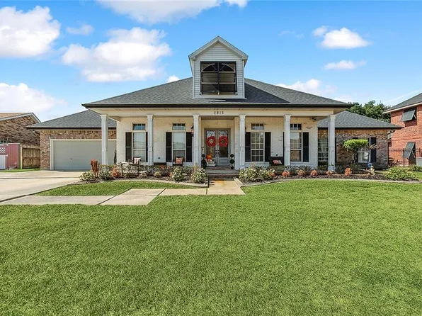 3812 Lake Catherine Dr, Harvey, LA 70058