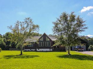 98 McLendon Cir, Carrollton, GA 30117