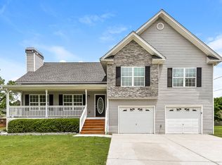 939 Creek Run Pl, Temple, GA 30179