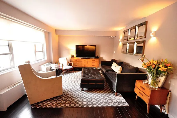 Rented by Camelot Realty Group | media 18