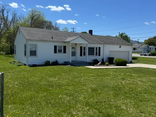 5207 Eden Ave, Roanoke, VA 24018