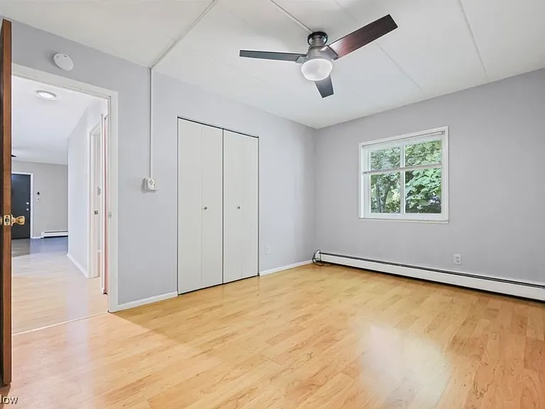 980 S Lincoln St — Photo 17
