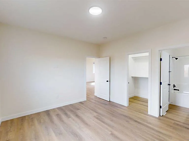 12809 103a St — Photo 7