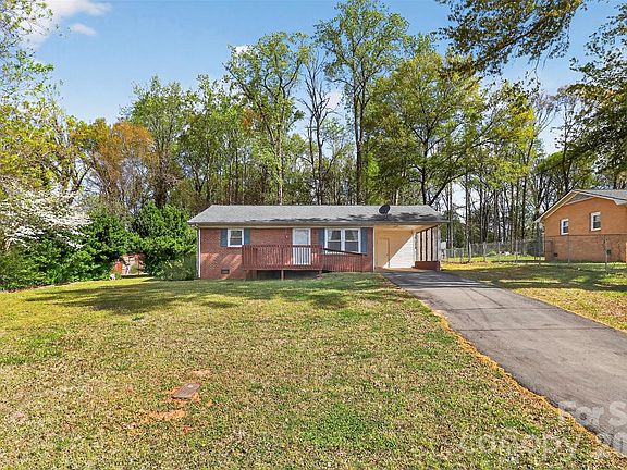 2nd image of 107 Gaddis Dr