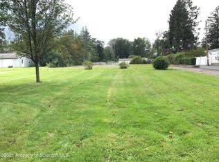 319 N Abington Rd, Clarks Green, PA 18411