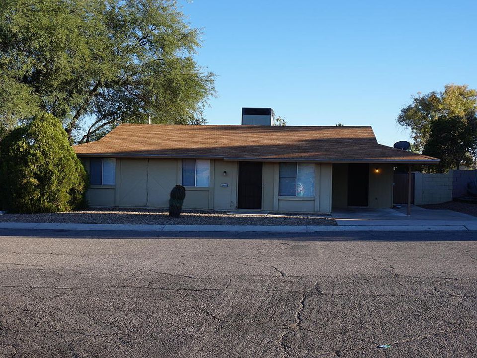 1st image of 2631 W Vereda De Los Arboles