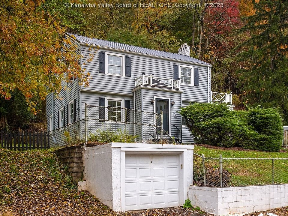 1st image of 944 Woodward Dr