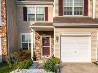 123 Chancellor Dr, Deptford, NJ 08096